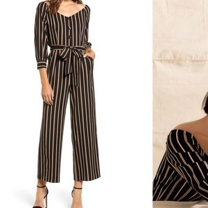 Beautiful fancy jumpsuit. Kinda business chic. M